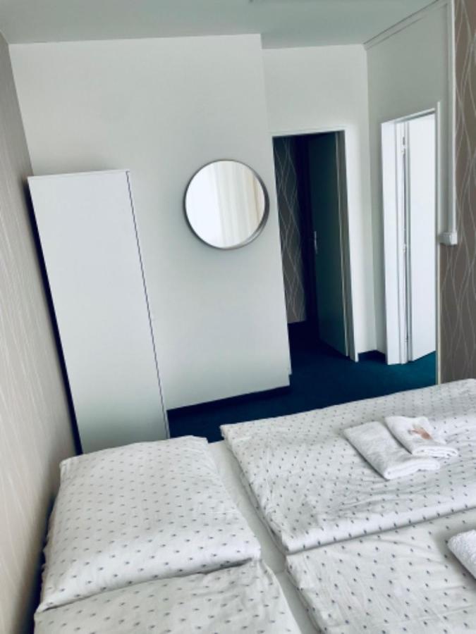 Bryksova Apartment Prag